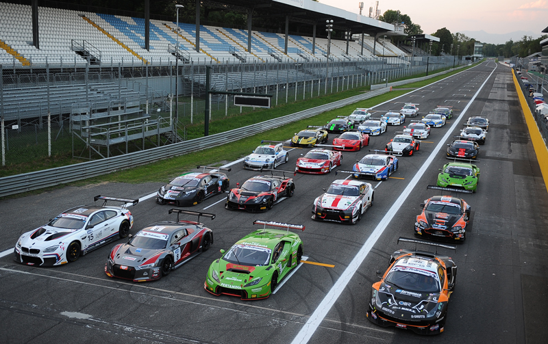 imperiale-racing-campionato-italiano-GT-start-grid